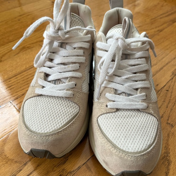 Veja Venturi Alveomesh in Gravel Menthol, US W 8 / Eur  39 - Picture 4 of 12